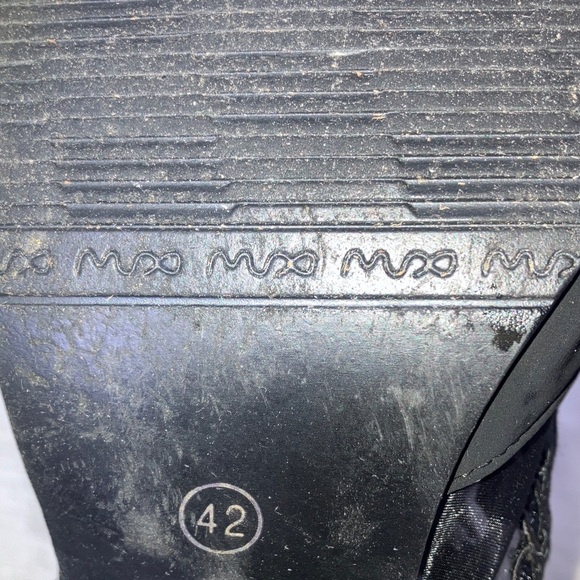 Size 42 women’s Chic Black Embroidered lace Ankle Booties - Picture 3 of 16